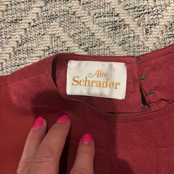 Elegant Red Women's Dress - Picture 6 of 6